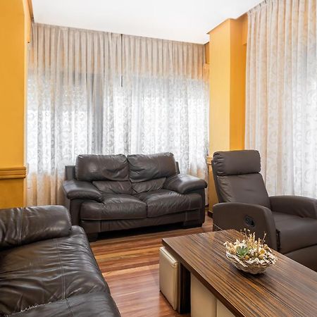 Hotel Regio Торелавега Екстериор снимка