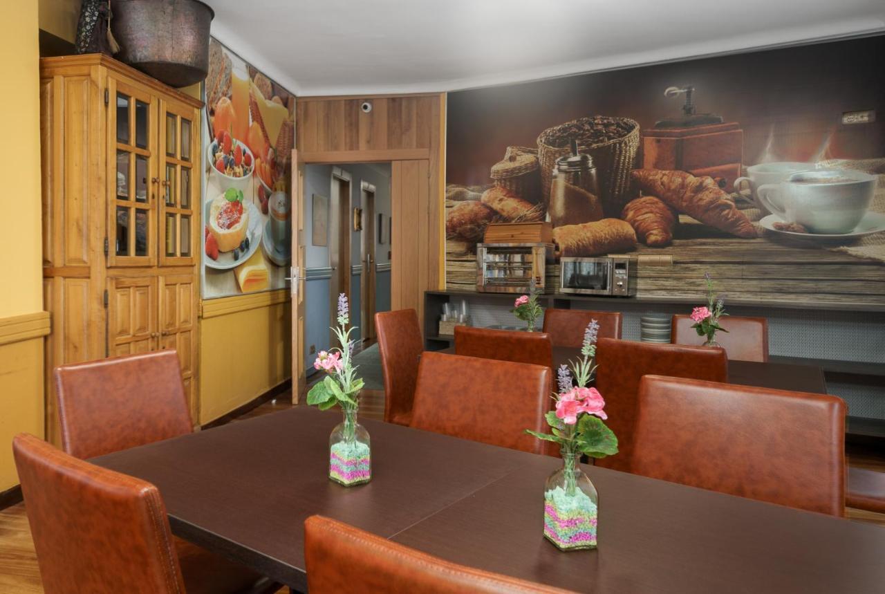 Hotel Regio Торелавега Екстериор снимка